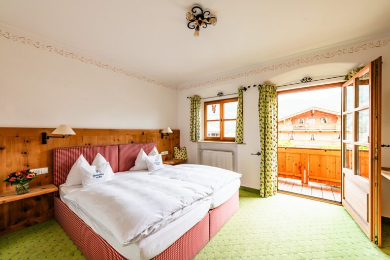 ferienwohnung-zirbelstube-fischerweber-tegernsee-1